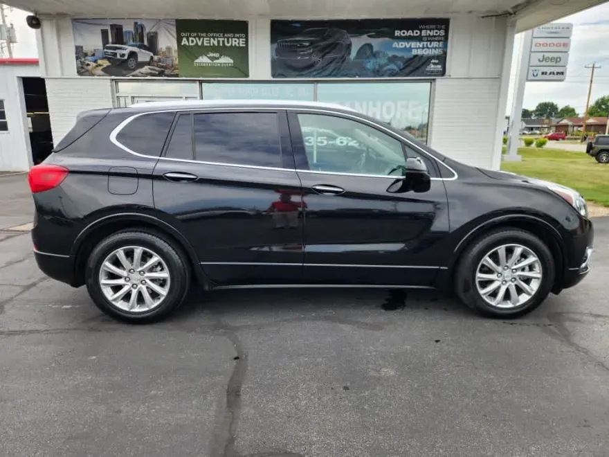 2020 Buick Envision Essence photo 1