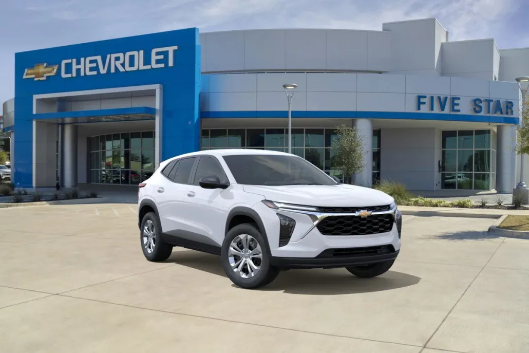 2026 Chevrolet Trax LS photo 1