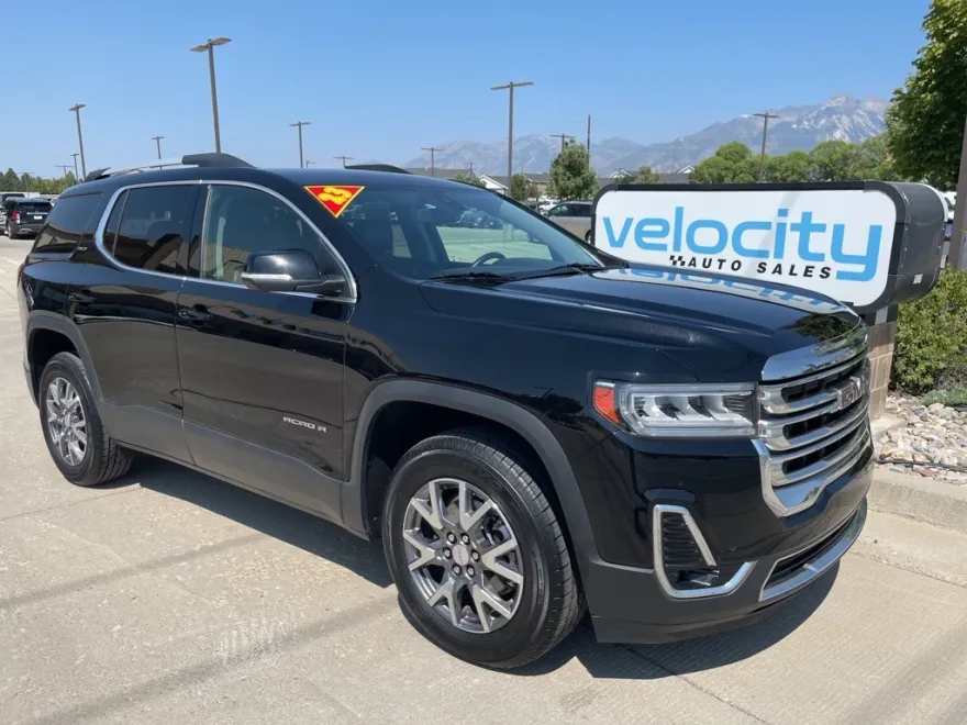 2023 Gmc Acadia SLT photo 1