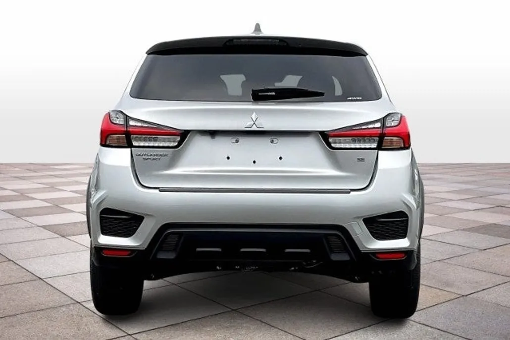 2025 Mitsubishi Outlander Sport SE photo 1