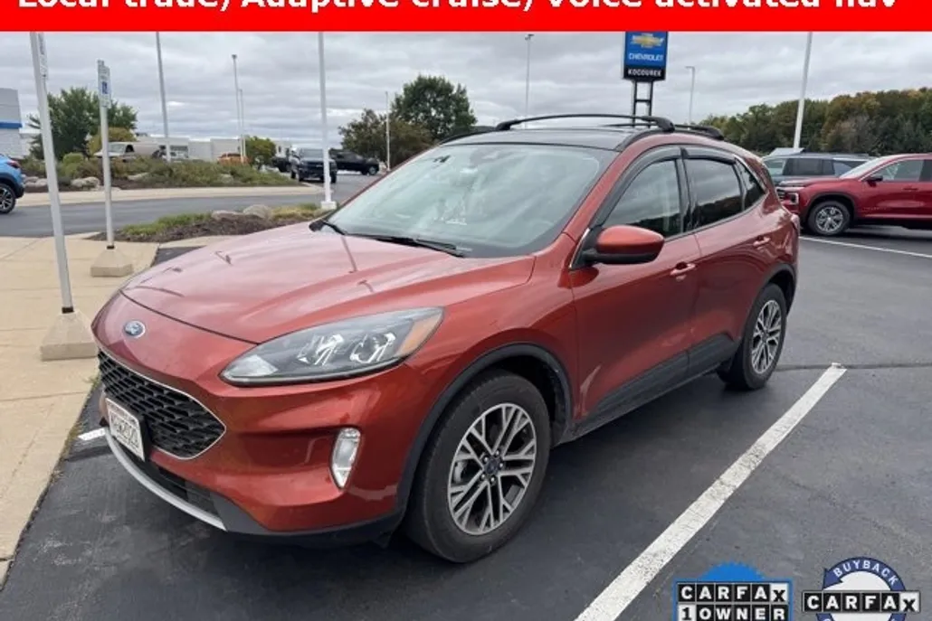 2020 Ford Escape SEL photo 1