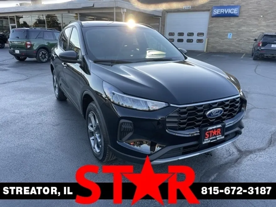2025 Ford Escape ST-Line photo 1