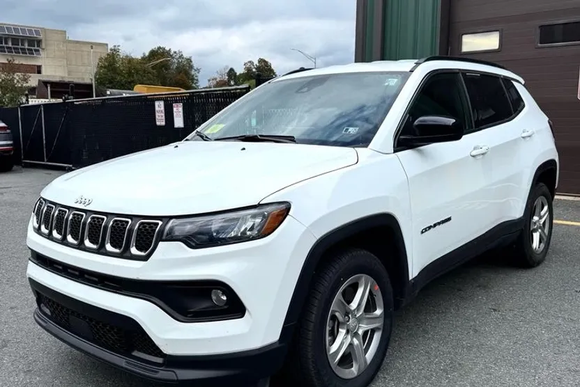 2024 Jeep Compass North Edition Latitude photo 1