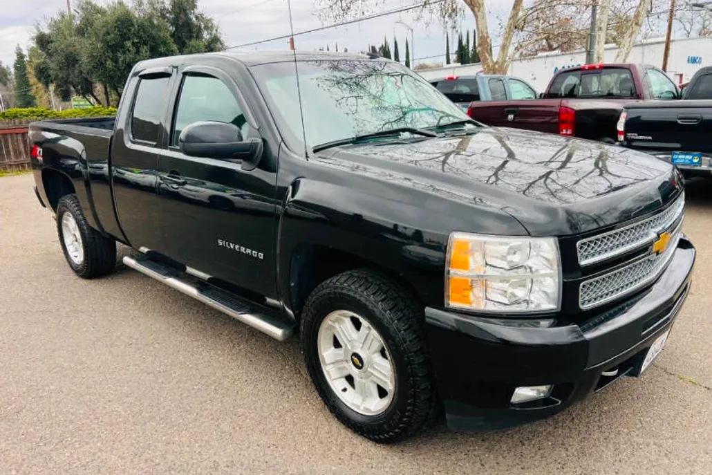 2013 Chevrolet Silverado 1500 LTZ photo 1