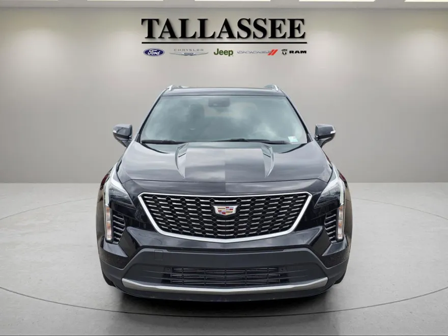 2023 Cadillac XT4 Premium Luxury photo 1