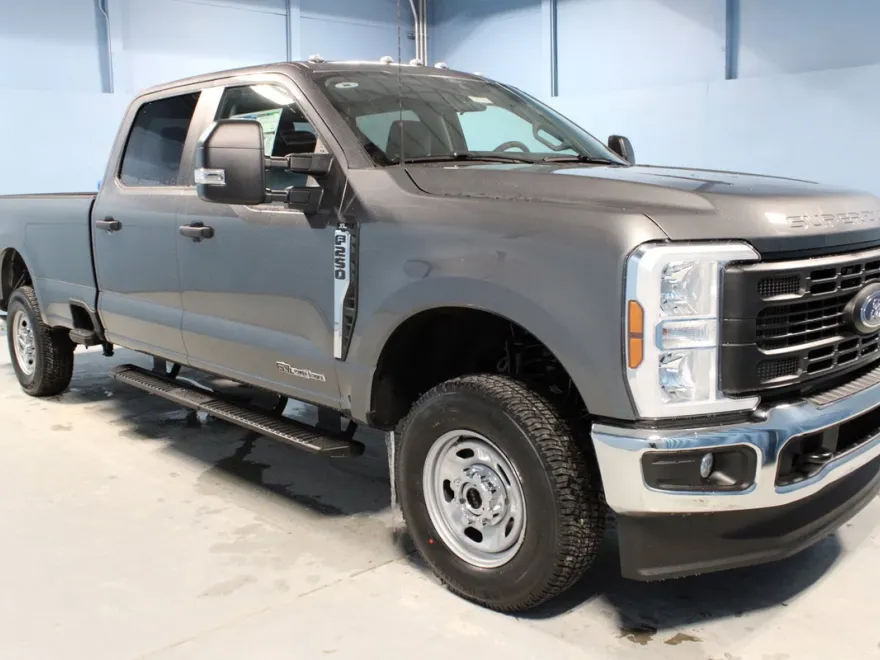 2025 Ford F-250 XL photo 1