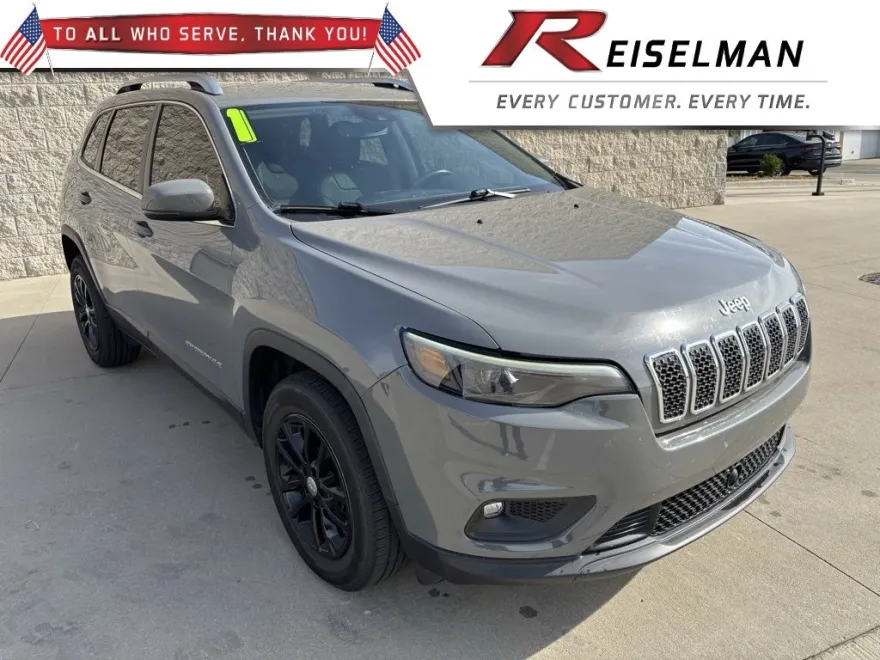 2021 Jeep Cherokee Latitude Lux photo 1