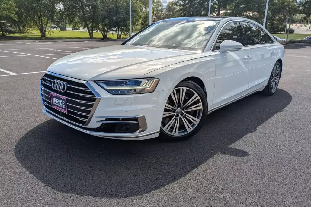 2019 Audi A8 L 60 photo 1