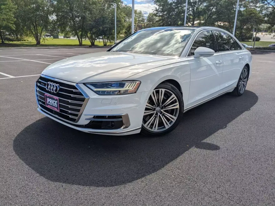 2019 Audi A8 L 60 photo 1