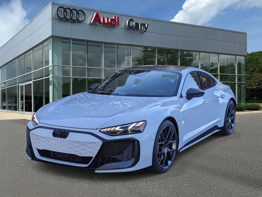 2025 Audi RS e-tron GT photo 1