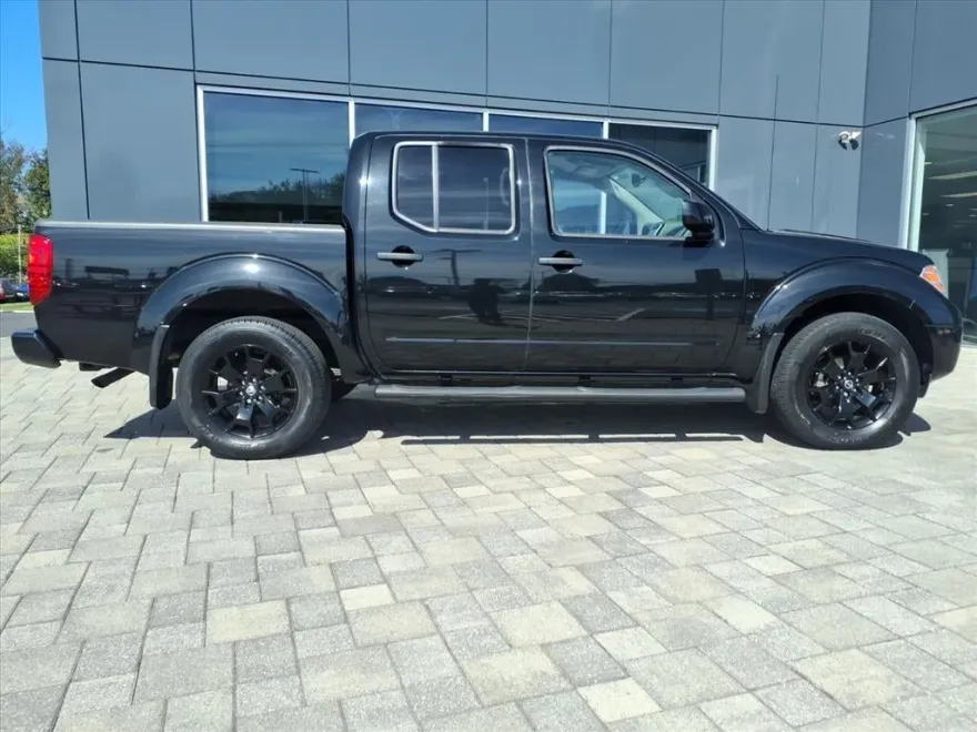 2021 Nissan Frontier SV photo 1