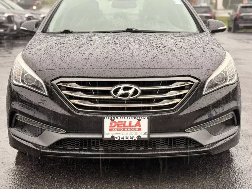 2016 Hyundai Sonata Limited photo 1