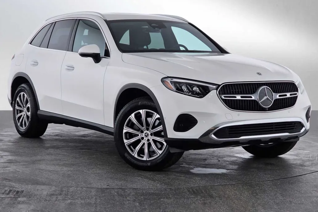 2025 Mercedes Benz GLC 300 4MATIC photo 1