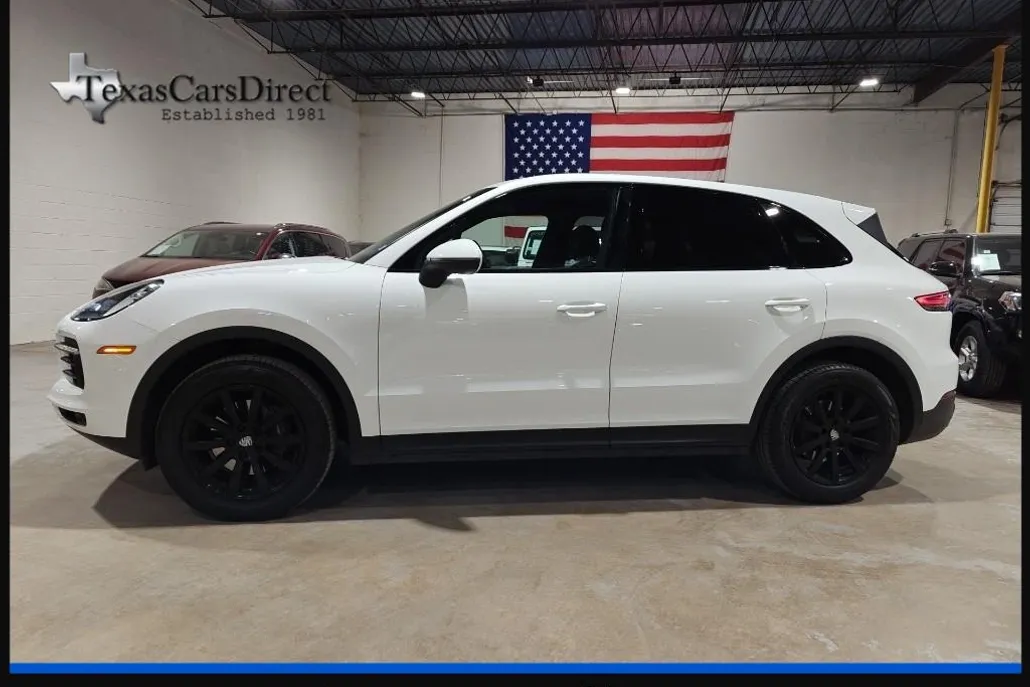 2019 Porsche Cayenne Base photo 1