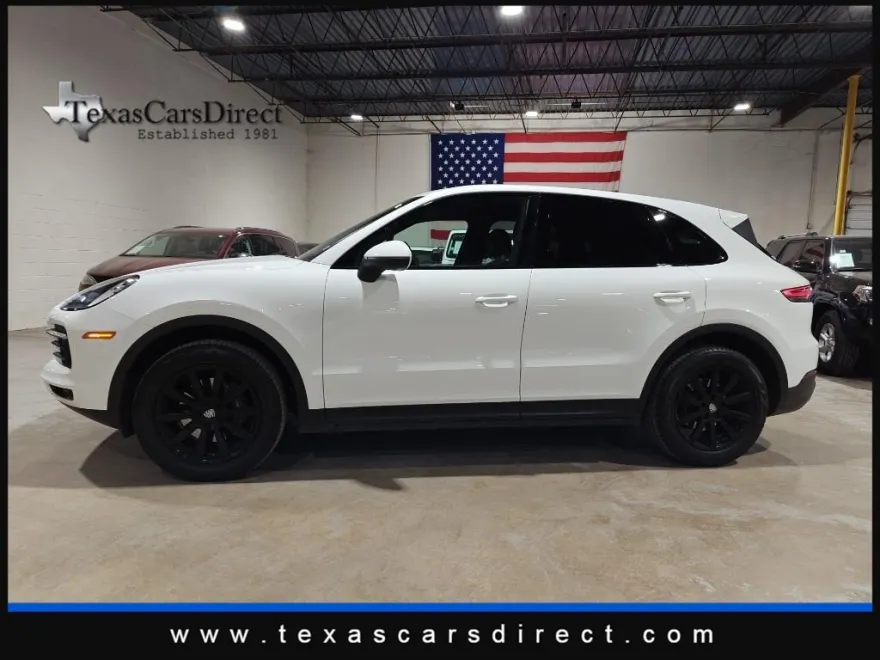 2019 Porsche Cayenne Base photo 1