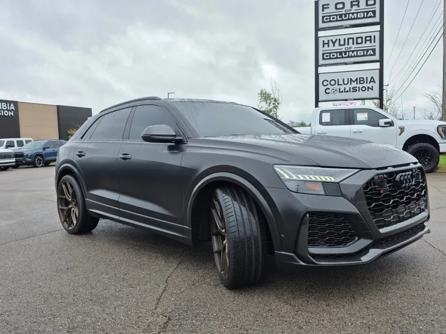 2021 Audi RS Q8 photo 1