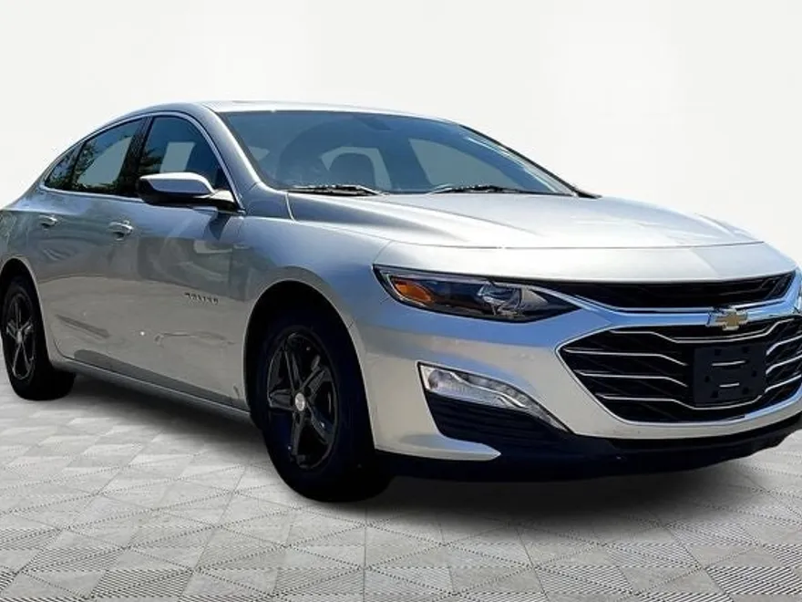 2022 Chevrolet Malibu 1LT photo 1