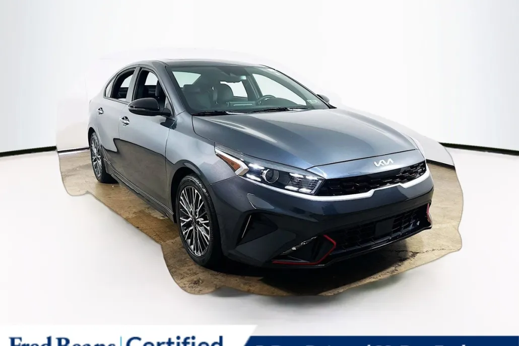 2023 Kia Forte GT-Line photo 1