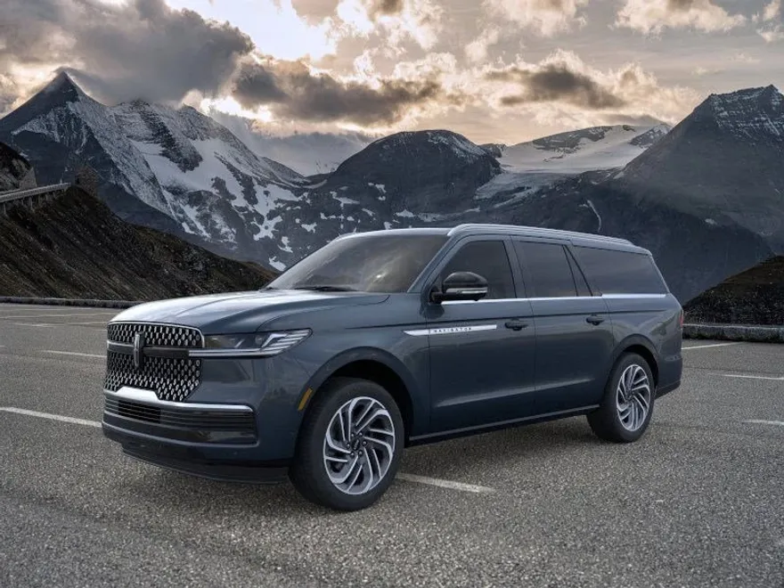 2025 Lincoln Navigator L Reserve photo 1
