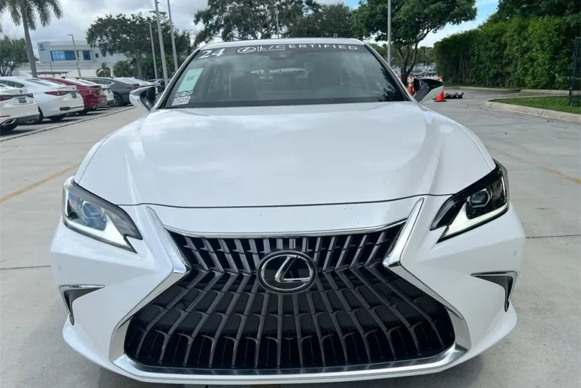 2024 Lexus ES 350 Premium photo 1