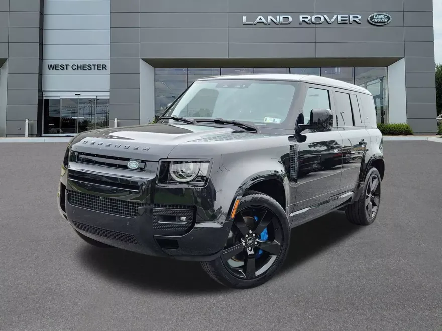 2022 Land Rover Defender 110 V8 photo 1