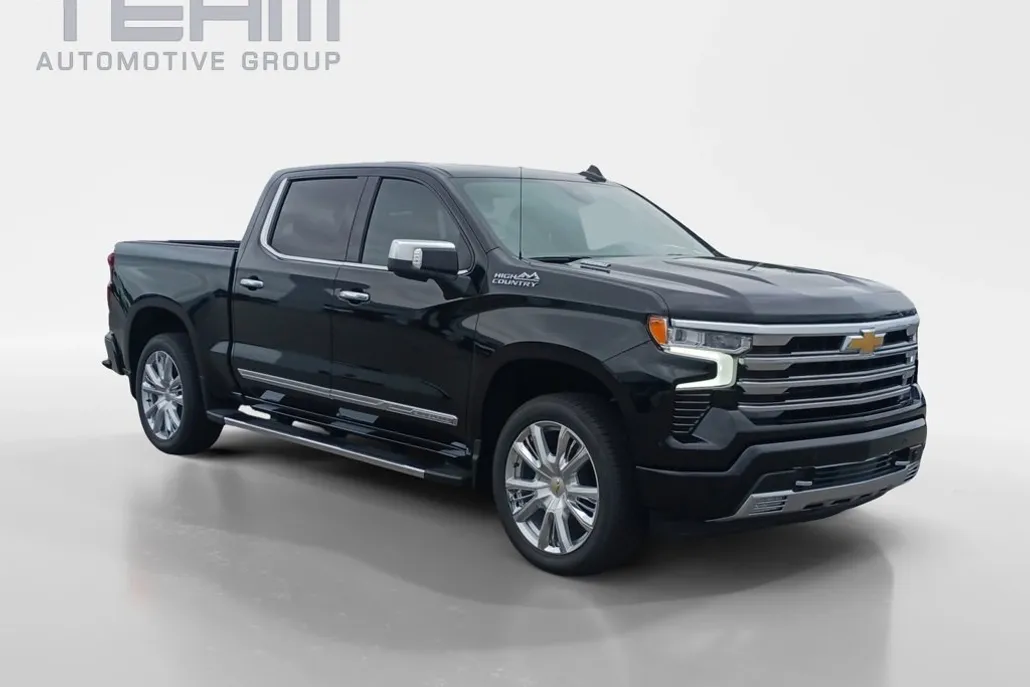 2026 Chevrolet Silverado 1500 High Country photo 1