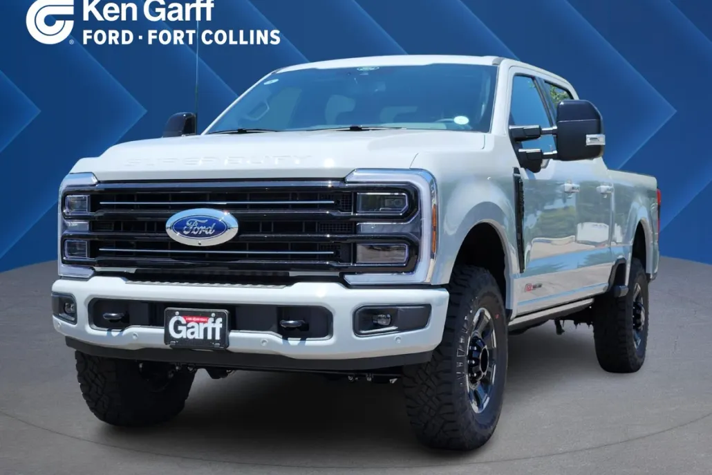 2025 Ford F-250 Platinum photo 1