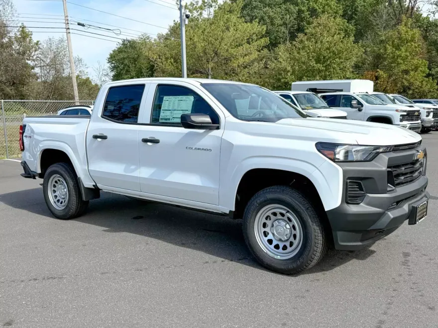 2026 Chevrolet Colorado Work Truck photo 1