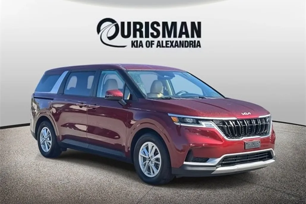 2024 Kia Carnival LX photo 1
