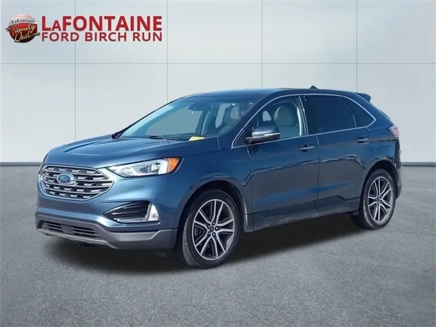2019 Ford Edge Titanium photo 1