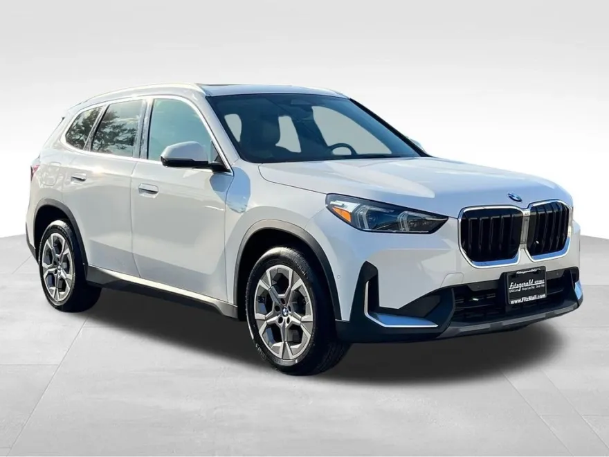 2023 Bmw X1 XDrive28i photo 1