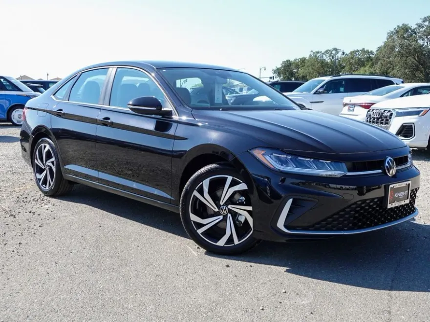 2025 Volkswagen Jetta 1.5T SEL photo 1