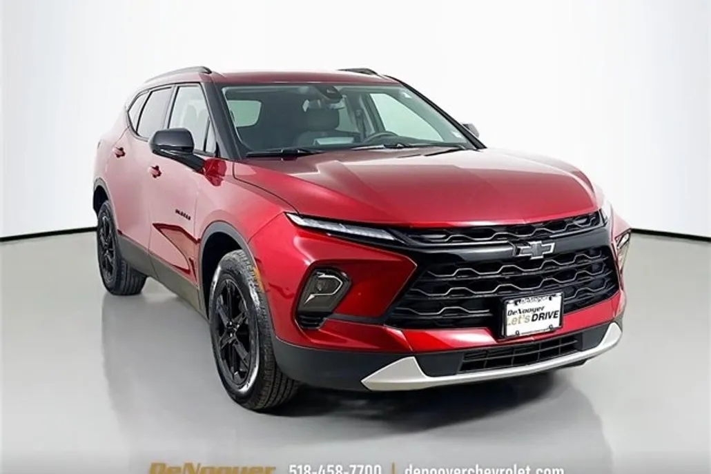 2025 Chevrolet Blazer 2LT photo 1