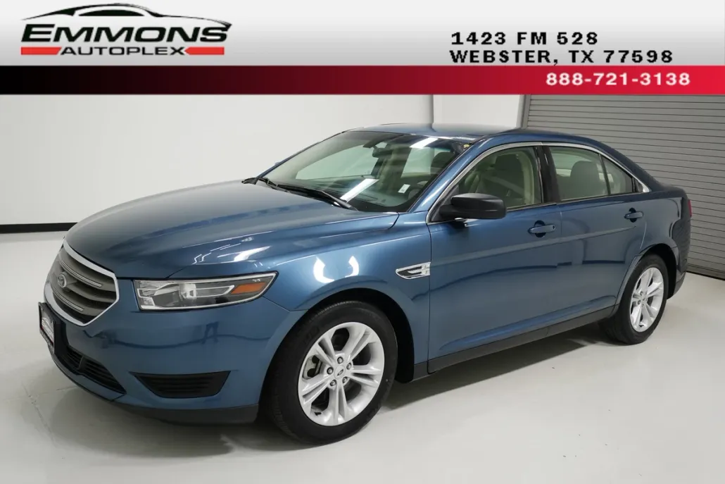 2018 Ford Taurus SE photo 1