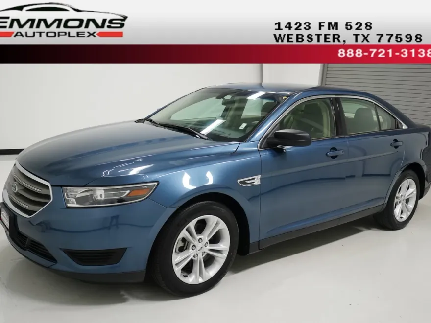 2018 Ford Taurus SE photo 1