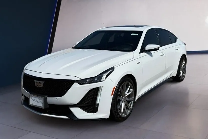 2024 Cadillac CT5 V photo 1