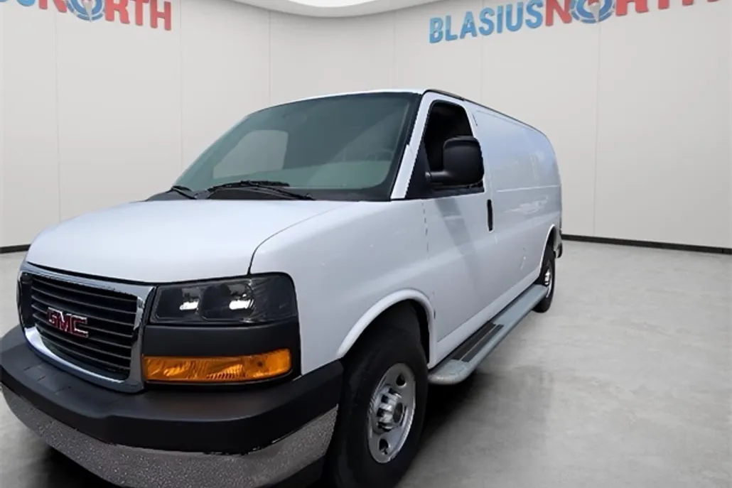 2023 Gmc Savana 2500 Cargo photo 1