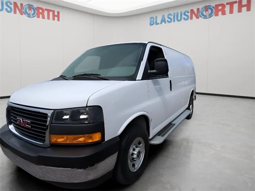 2023 Gmc Savana 2500 Cargo photo 1