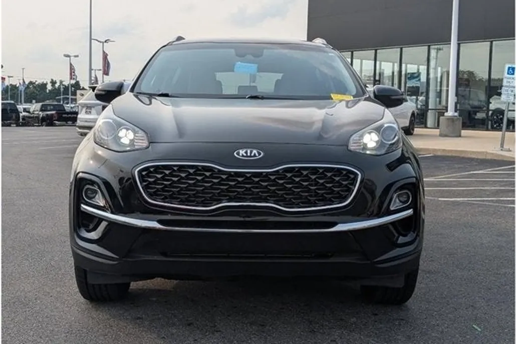 2021 Kia Sportage EX photo 1