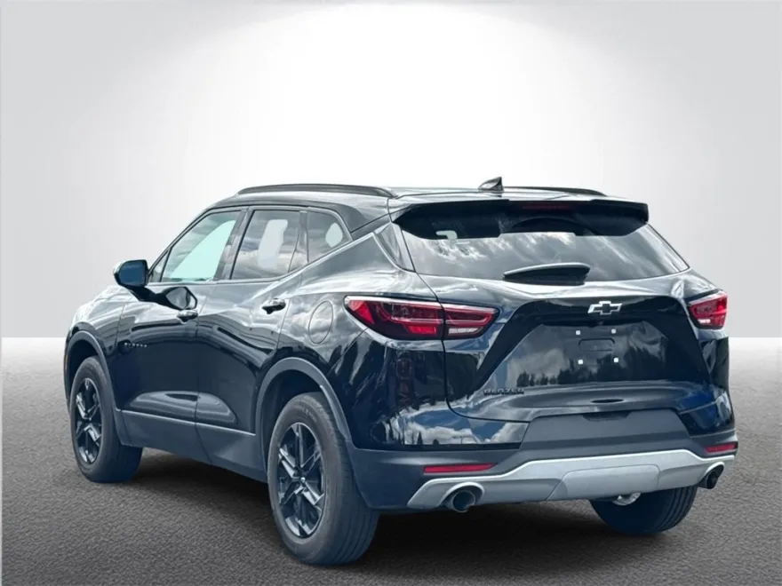 2023 Chevrolet Blazer 2LT photo 1