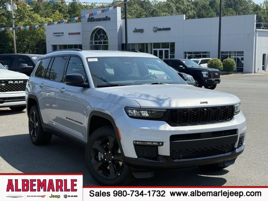 2025 Jeep Grand Cherokee Limited photo 1