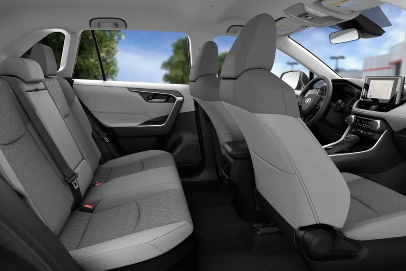 2025 Toyota RAV4 Hybrid XLE photo 1