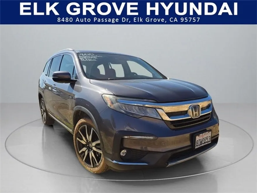 2019 Honda Pilot Touring photo 1