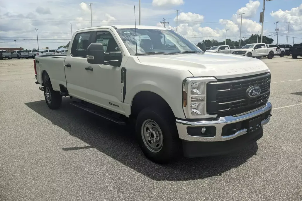 2025 Ford F-350 XL photo 1