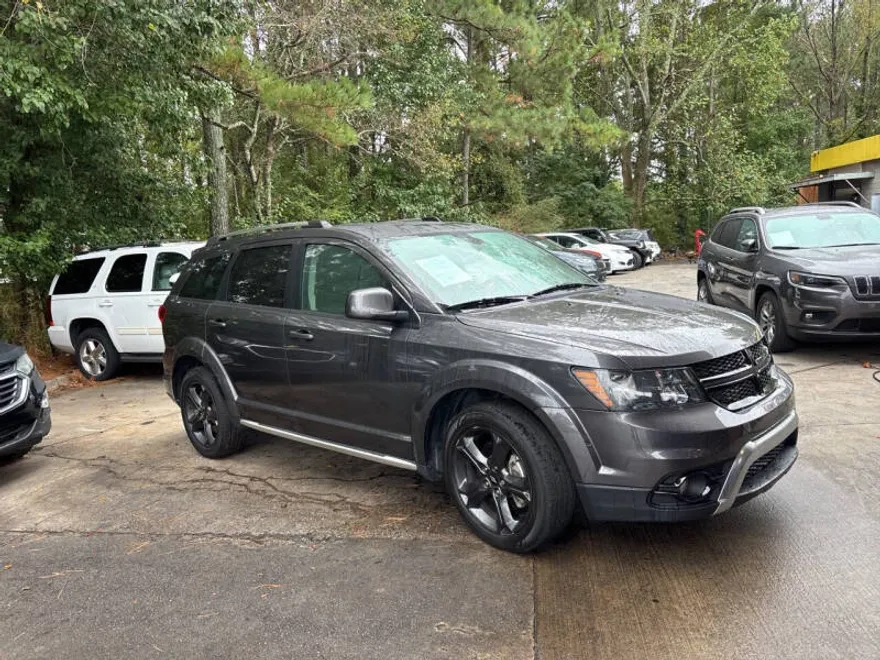 2020 Dodge Journey Crossroad photo 1