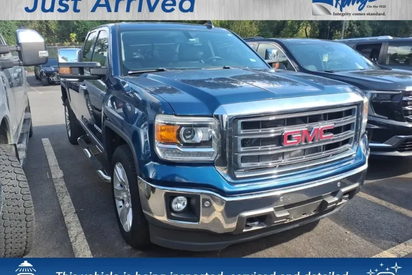 2015 Gmc Sierra SLT photo 1