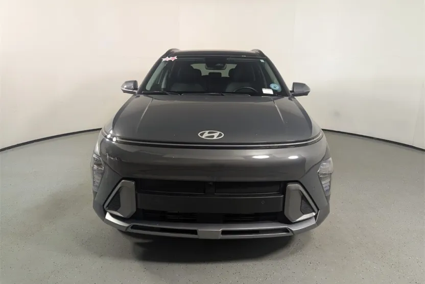 2024 Hyundai Kona Limited photo 1