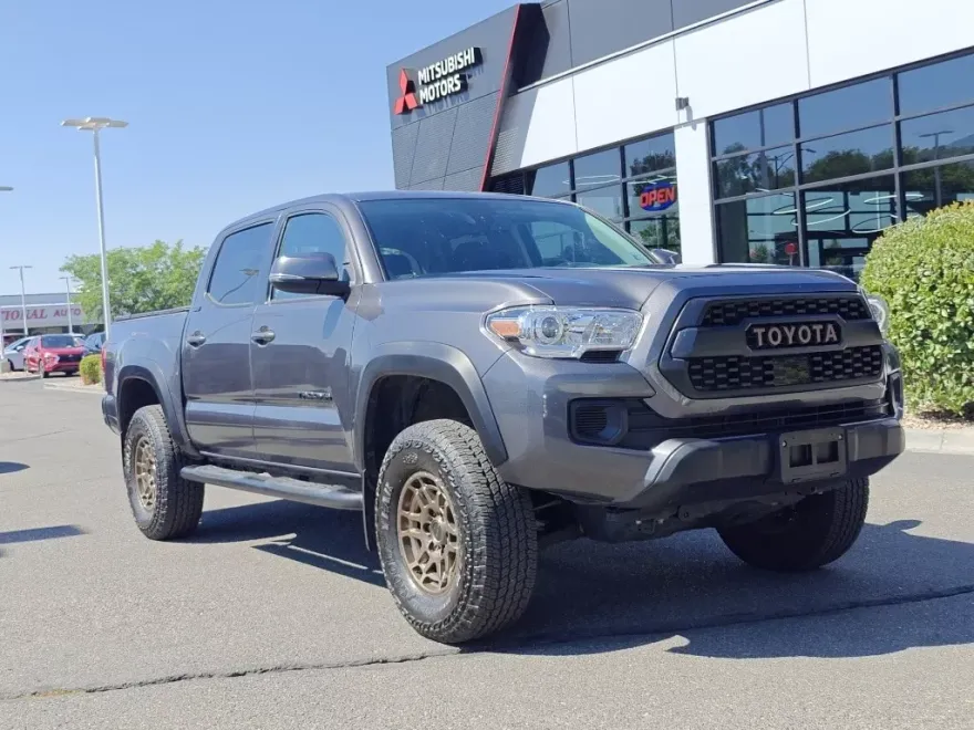 2023 Toyota Tacoma Trail Edition Double Cab V6 photo 1
