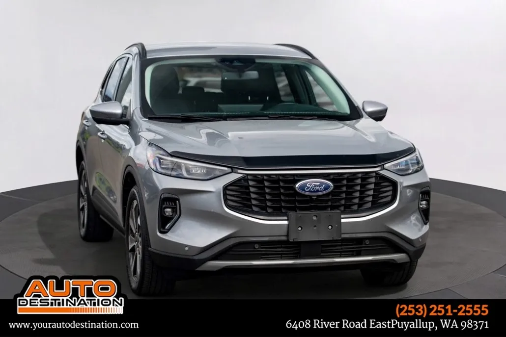 2023 Ford Escape Platinum photo 1