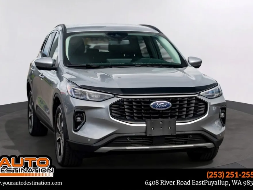 2023 Ford Escape Platinum photo 1